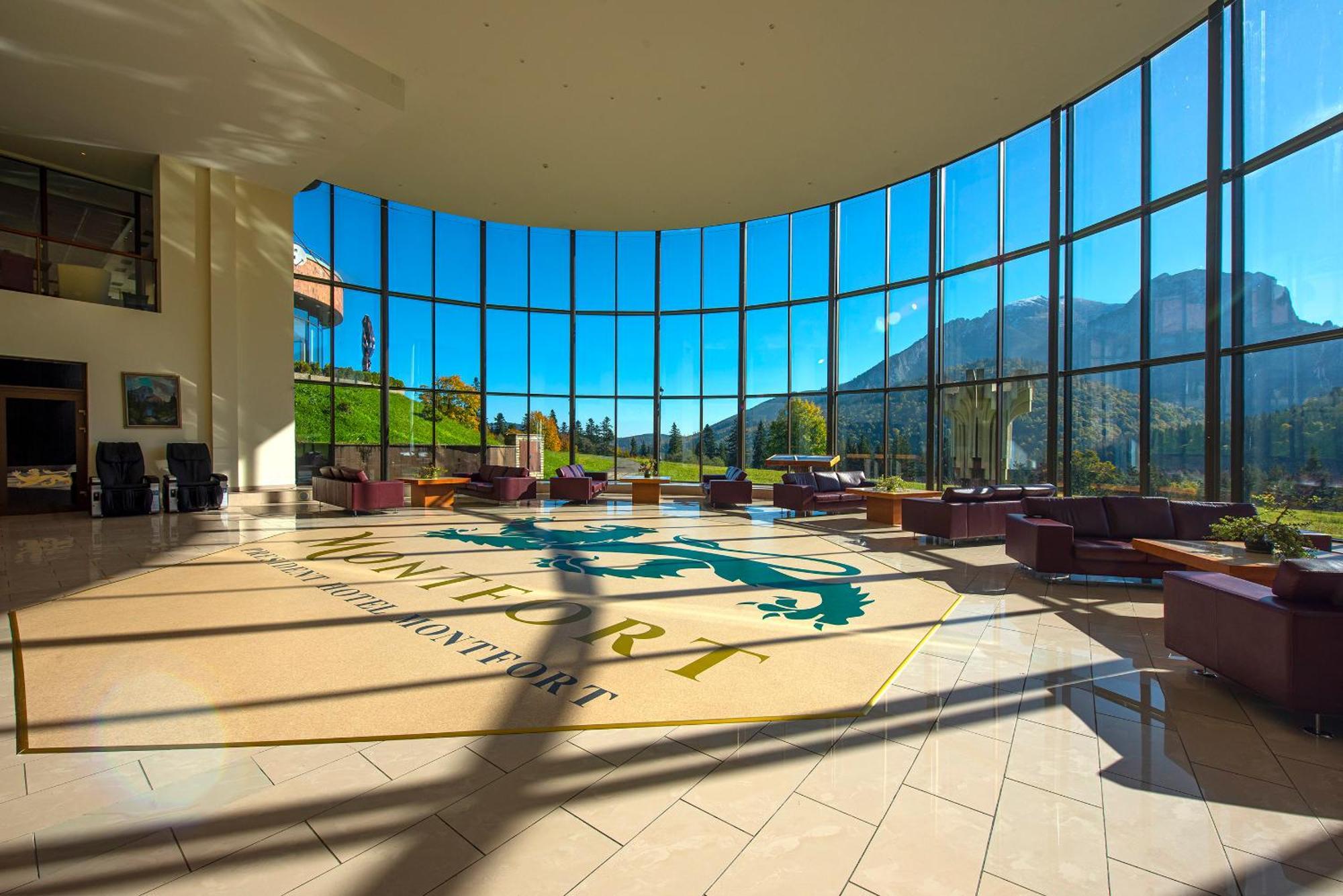 President Hotel Montfort Zdiar Exterior photo